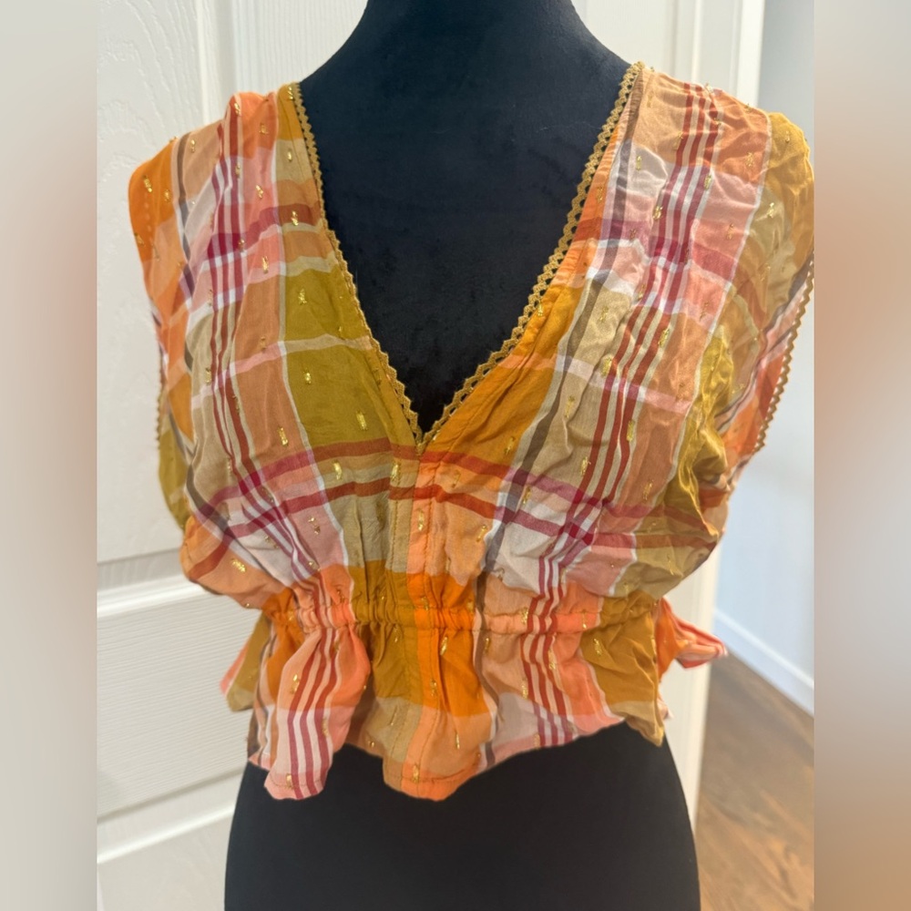 BNWT Aeri Crop Top